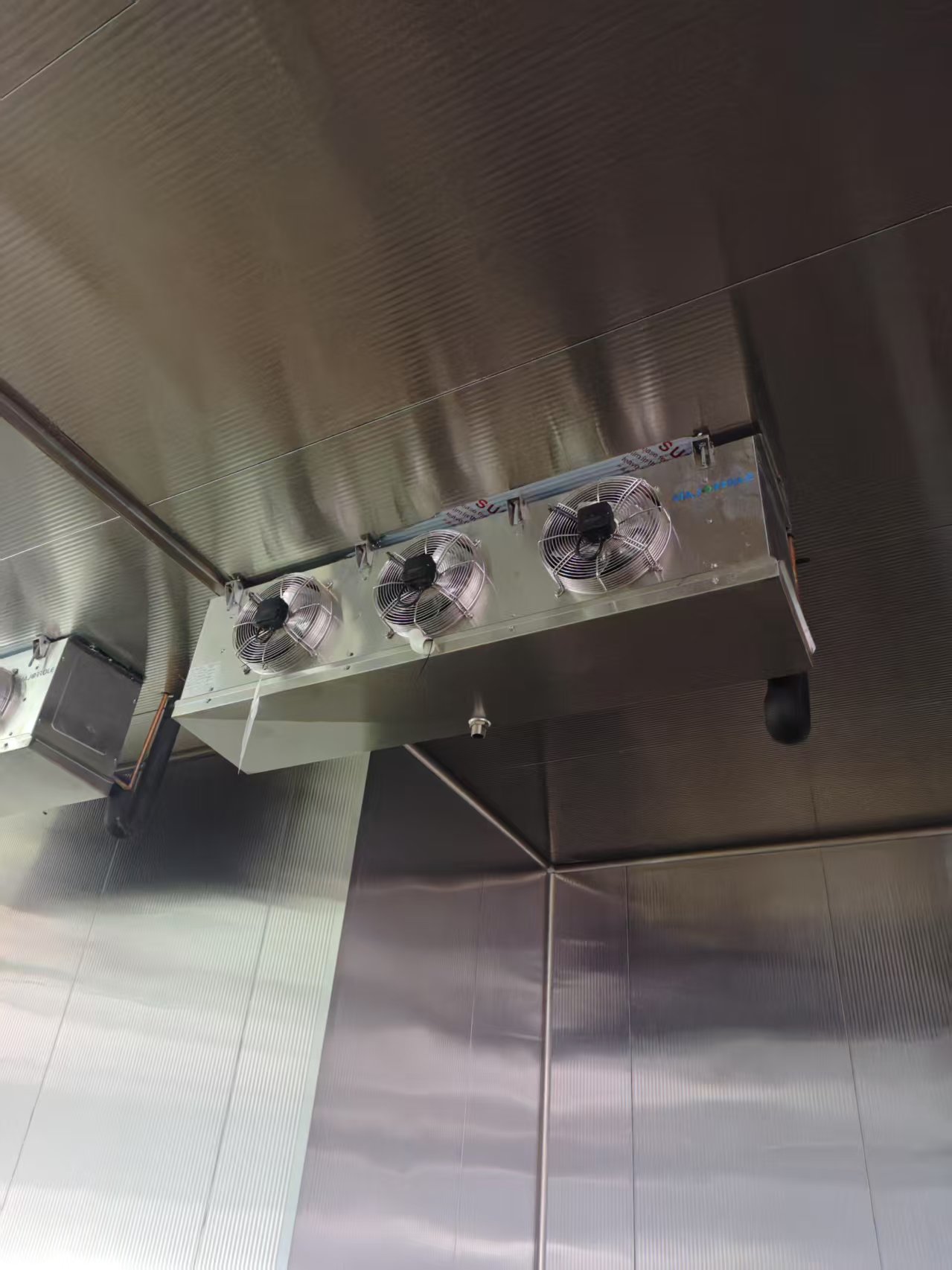餐饮店排烟管道堵塞维修问题解决方案-1